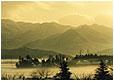 宝珠山全体を写したのセピア色の写真