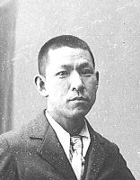 高橋義彦　肖像写真