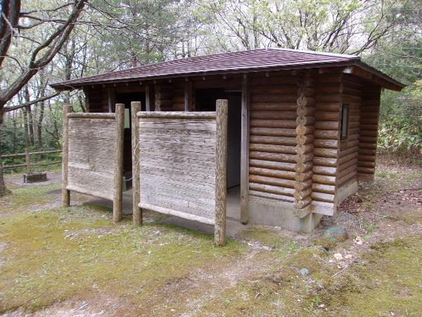 赤松山森林公園　奥広場トイレ