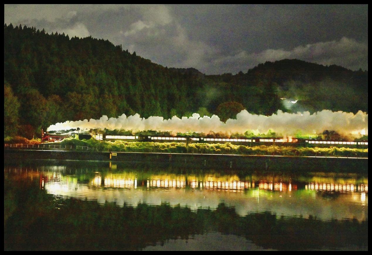 水鏡を駆ける