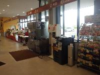 店舗出入口付近